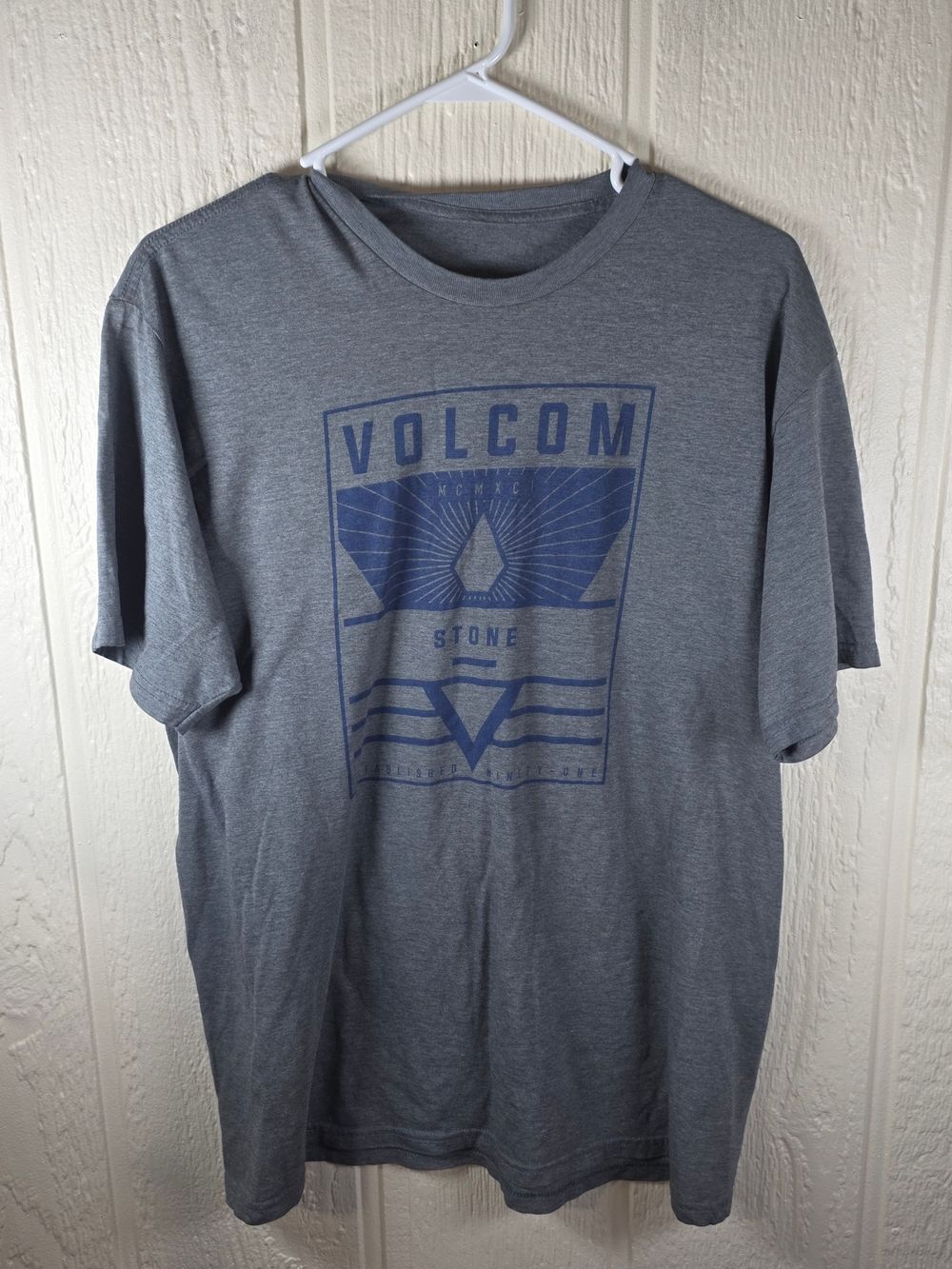 Men's Volcom Gray Tee with Blue Logo Graphic, Size XL